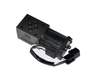 ELEKTROZAWÓR KIERUNKU JAZDY KOMATSU